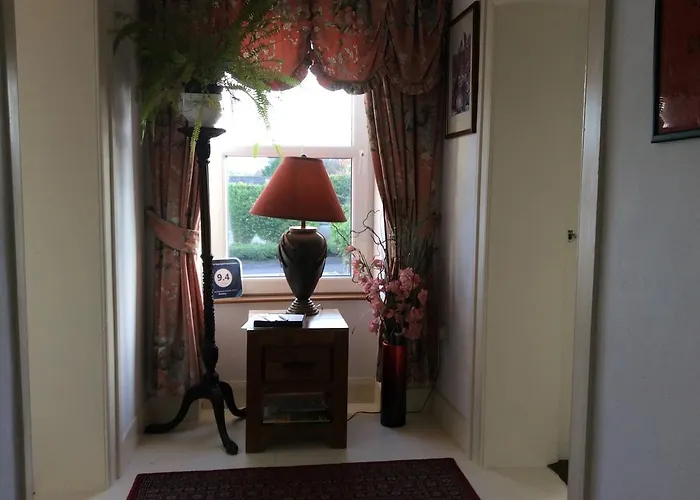 Comber Courtyard Apartment